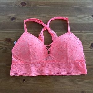Victorias Secret wireless pullon Demi lace bra Small molded cups NWT 32C-D 34A-B